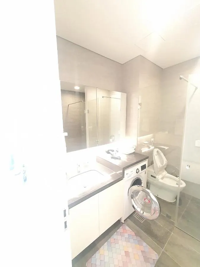 Cheongdam Beautiful Apartment New Building Edition Full Option Long Term Stay Availableapt 2룸 신축 Edition 풀옵션 장기가능 South Korea
